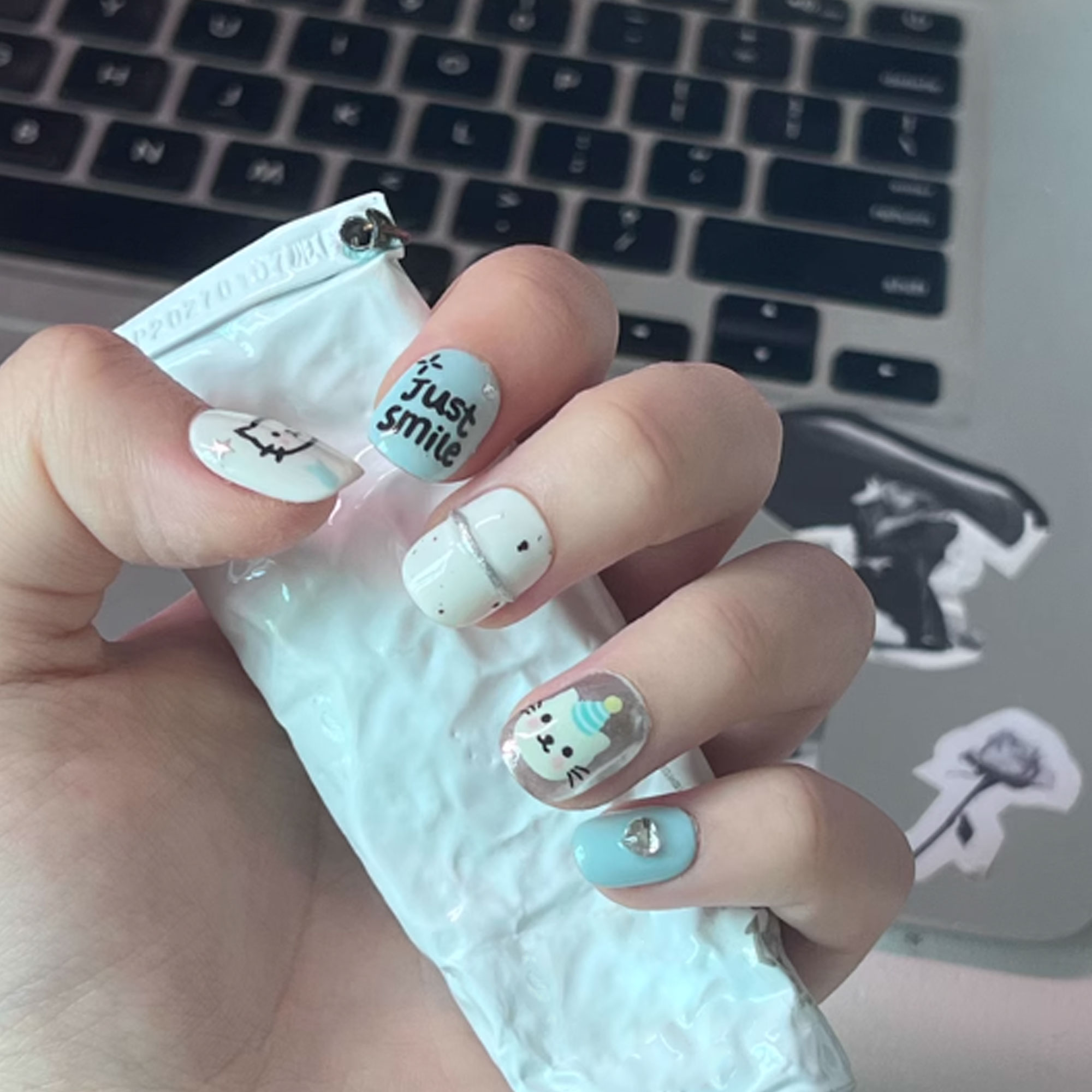 Merryskin-Artificial Fingernails-Short Square Press on Nails Glossy. - Image 7